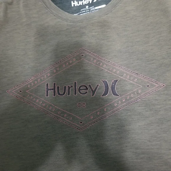 Men's Medium Hurley T-Shirt - Picture 2 of 6